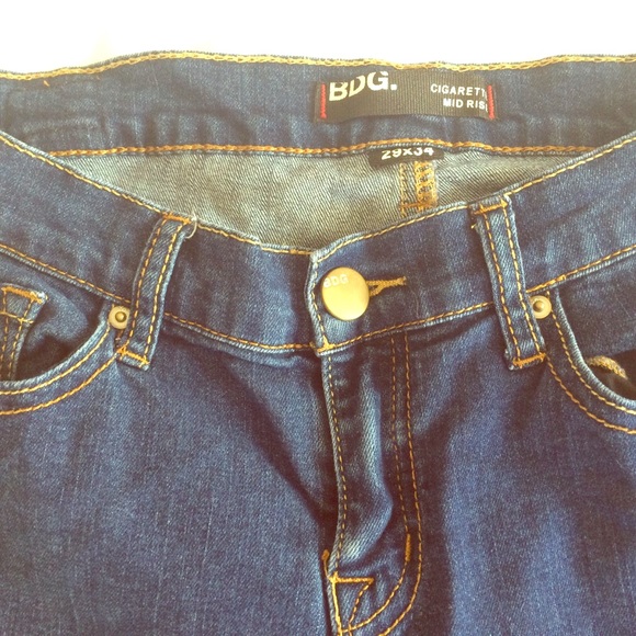 Mid-Rise Cigarette Dark Wash