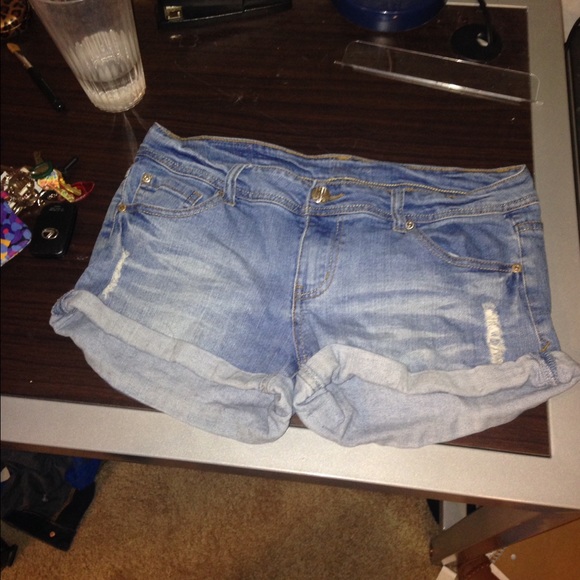 Dillard's jean shorts