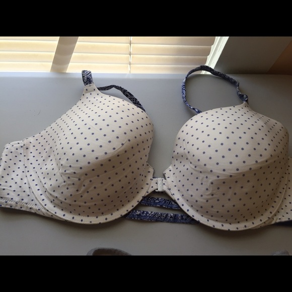 Front hook Victoria's Secret bra