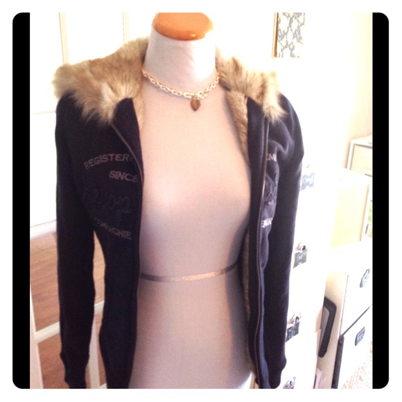 Aeropostale Jacket with faux fur Medium, BeUtiful!