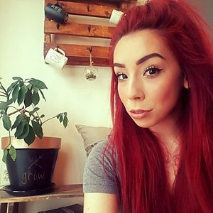 Meet your Posher, Tori