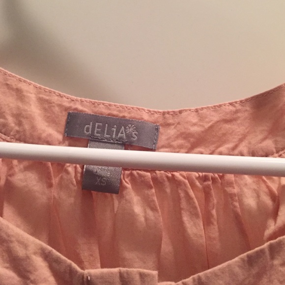 Top - Picture 2 of 2