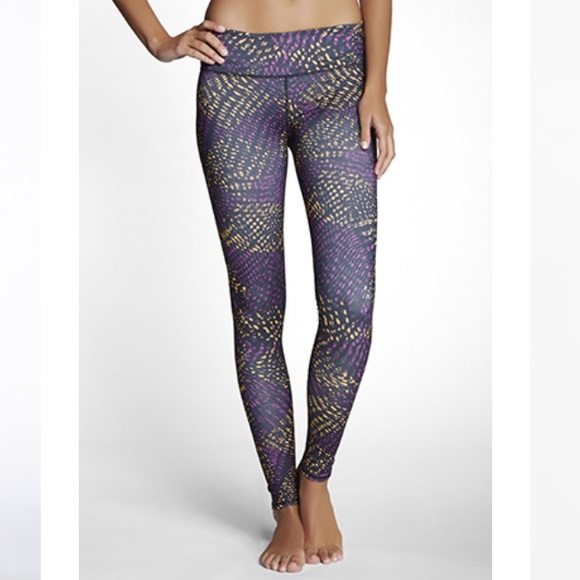 Fabletics Salar Leggings