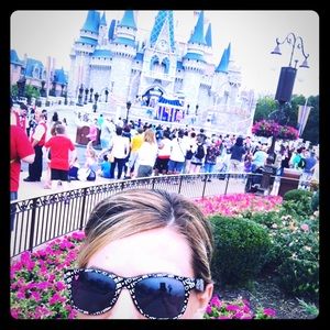 Meet your Posher, Nicole