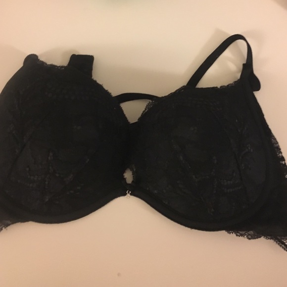Victoria's Secret sexy bra!