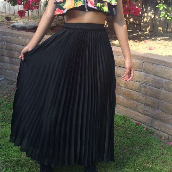 Cotton Candy Dresses & Skirts - 🎀Host pick💖Long  maxi pleated skirt