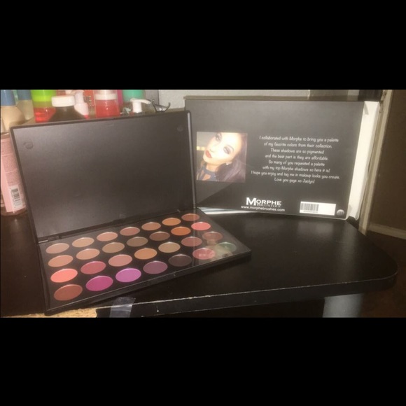 ISO Jaclyn hill morphe pallet