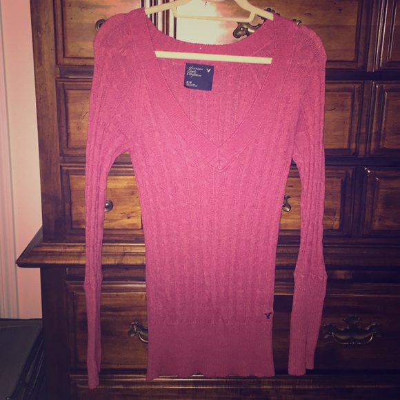 American Eagle Sweater
