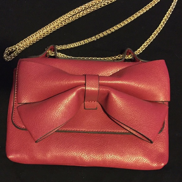Pink bag with bow