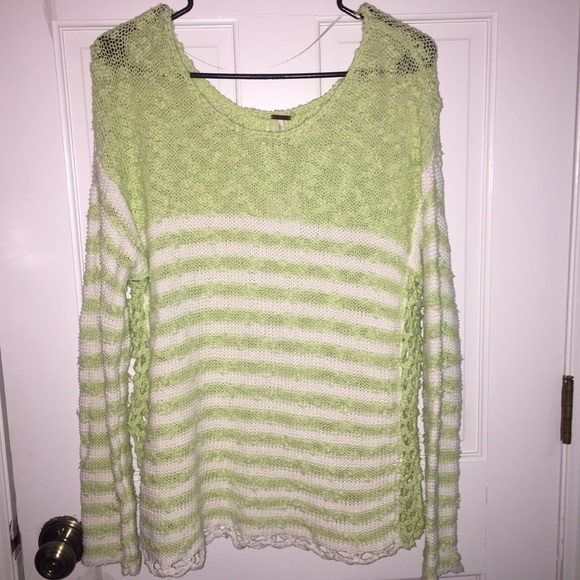 NWT Free People Green and White Sweater