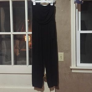 Capri length Black Jumper with Pockets