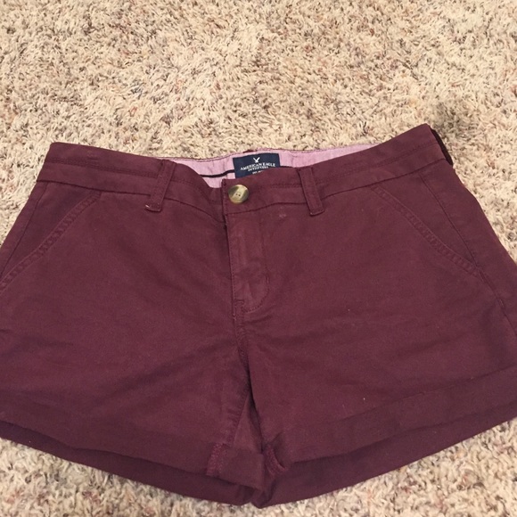 American Eagle Womens Maroon Midi Short