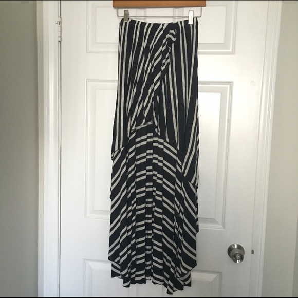 Brandy Melville Cameron Hi-Lo Skirt - Picture 1 of 3