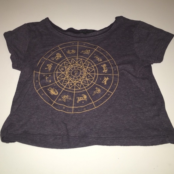 Purple cropped Astro tee