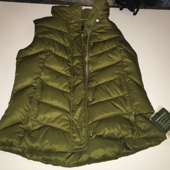 BNWT olive green goose down vest