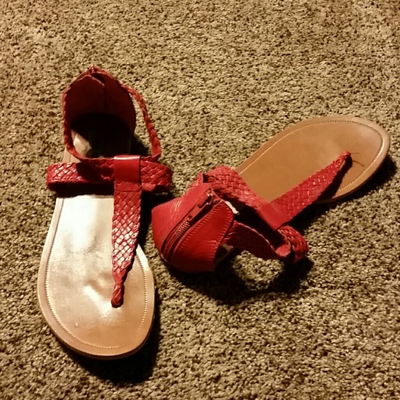 Steve Madden red leather back zip sandals
