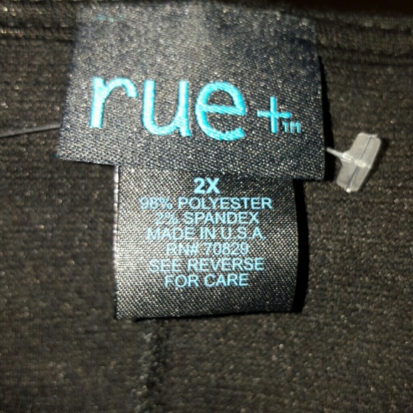 Dress - Picture 4 of 4