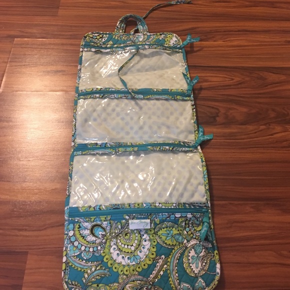 Vera Bradley travel organizer
