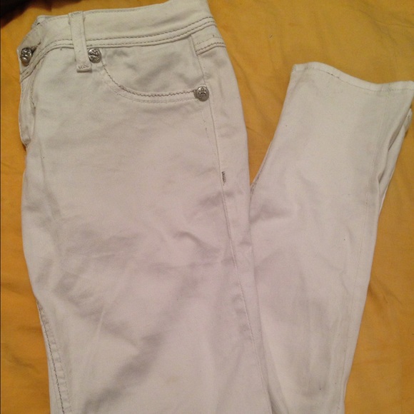 White Miss Me skinny jeans