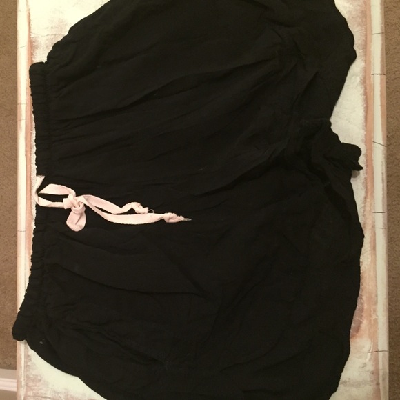 Black brandy Melville shorts