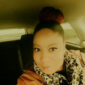 Meet your Posher, Sandra