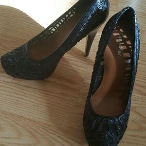 Calvin Klein  black patent pump