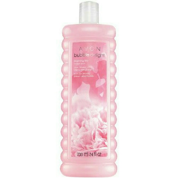 AVON Bubble Delight BLUSHING KISS Bubble bath