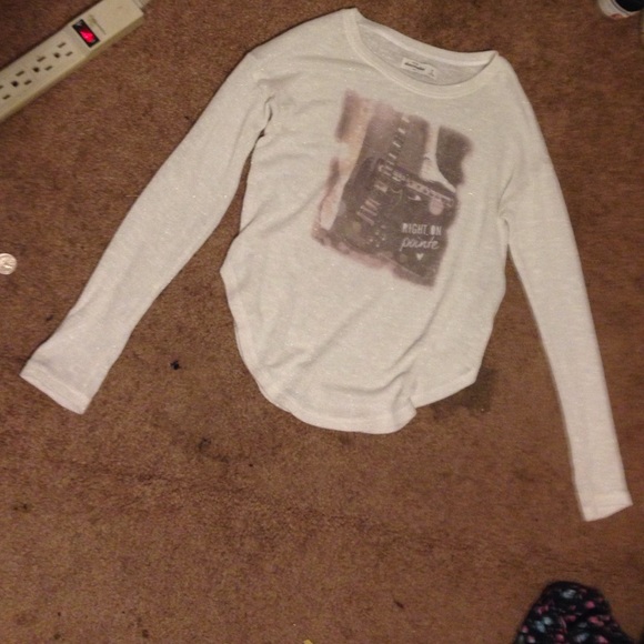 Long sleeve graphic sweater