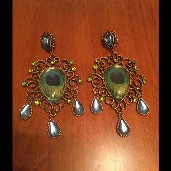 Betsey Johnson Peacock Earrings - Picture 2 of 4