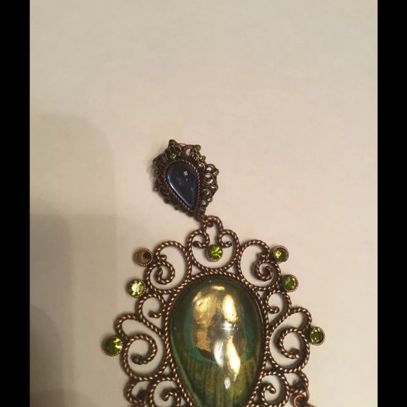 Betsey Johnson Peacock Earrings - Picture 4 of 4