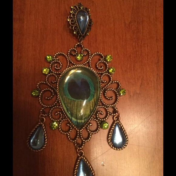 Betsey Johnson Peacock Earrings - Picture 3 of 4