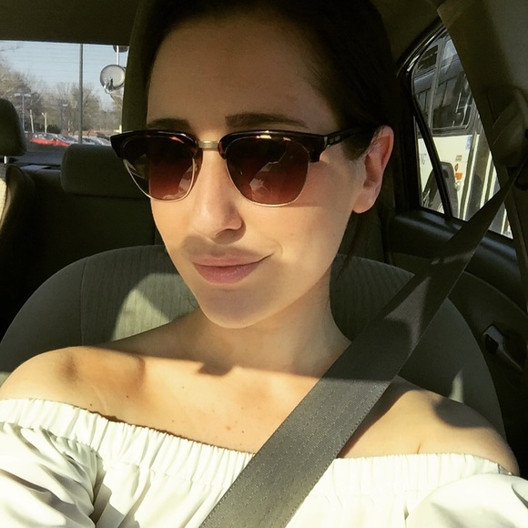 Audrey - Picture 3 of 4