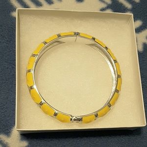 Yellow clip bracelet