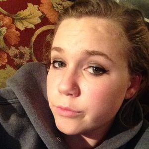 Meet your Posher, Rebekah