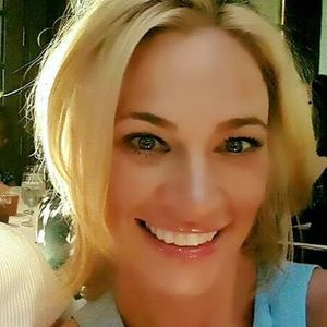 Meet your Posher, Luciana