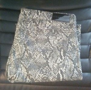 Snakeskin printed skinny pants