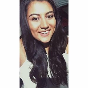 Meet your Posher, Robyn