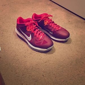 Size 9  Men Nike Lebron 9 Low Top