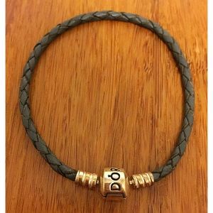Grey Leather/Silver Pandora Bracelet (7.5 in)
