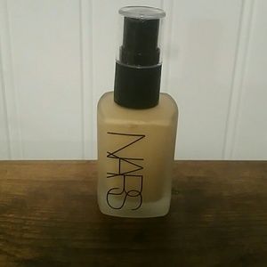 NARS liquid foundation