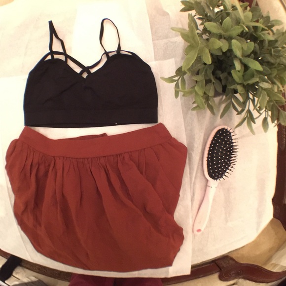 BUNDLE F21 Contemporary pocket skirt + bracelet 😘