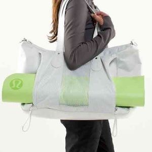 Lululemon sand savasana duffle tote gym yoga bag