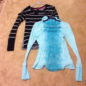 Bundle reserved for @astrohl02 two tops for 8$.