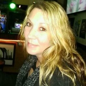 Meet your Posher, Deni