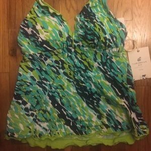 Bathing suit top - Size 14