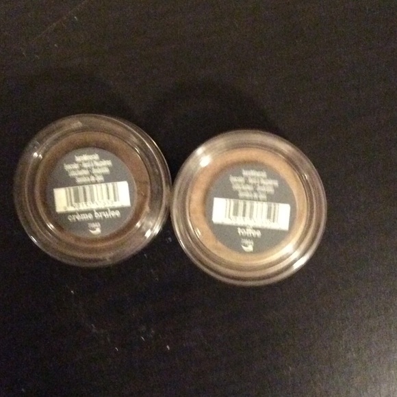 Eyeshadow - Picture 2 of 2