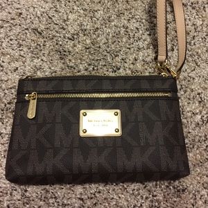 Michael Kors wristlet large