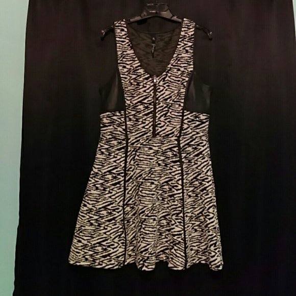Jessica Simpson Animal Print Dress