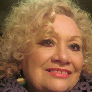 Meet your Posher, Delores