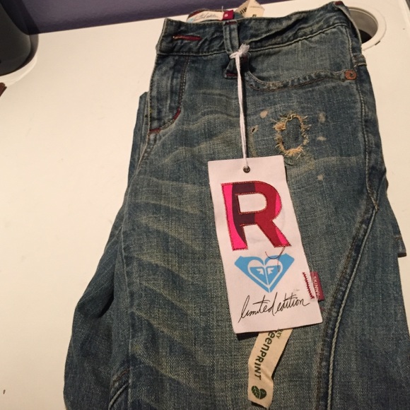 Roxy Denim Jeans - Picture 1 of 4